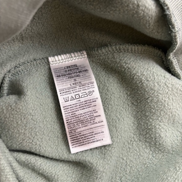 Gap Sage Green Soft Eyelet Crew Neck 
Long Sleeve Crop Sweatshirt Size L Petite - Picture 12 of 12